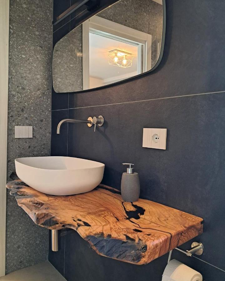 Porta San Paolo House Aparthotel Castelbuono  Bagian luar foto